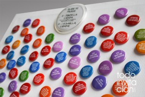 chapas para invitados de boda