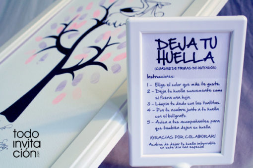 cuadro arbol de huellas para bautizo