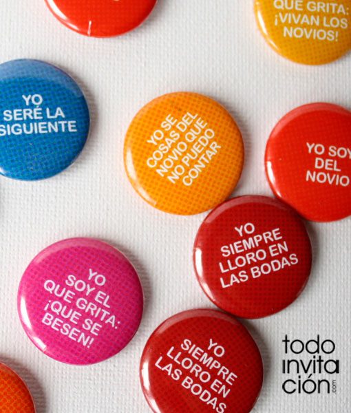 chapas de frases divertidas para bodas