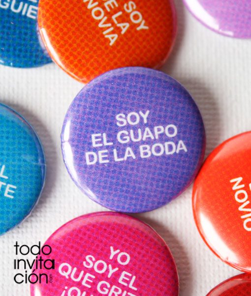 chapas de frases divertidas para bodas