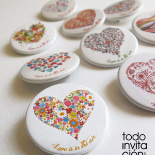 chapas-divertidas-bodas corazones