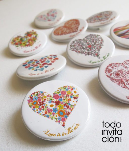 chapas-divertidas-bodas corazones