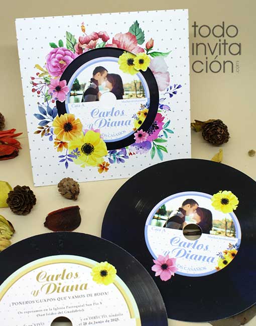 invitacion de boda disco de vinilo flores